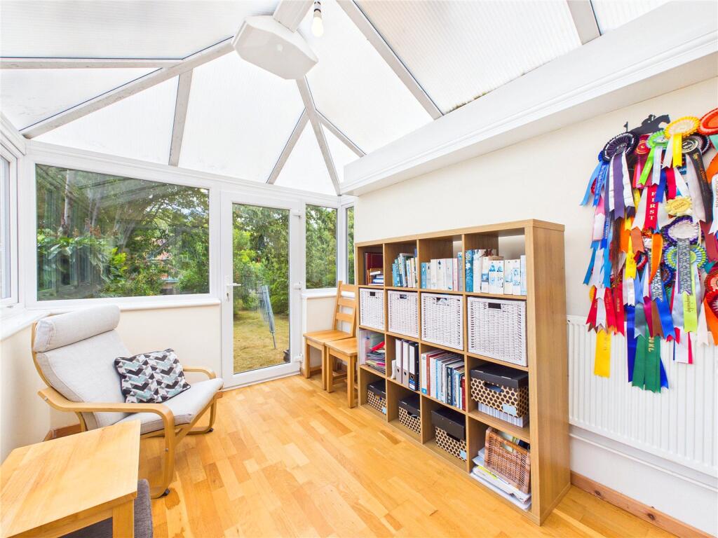 House in Worcester - View 4
