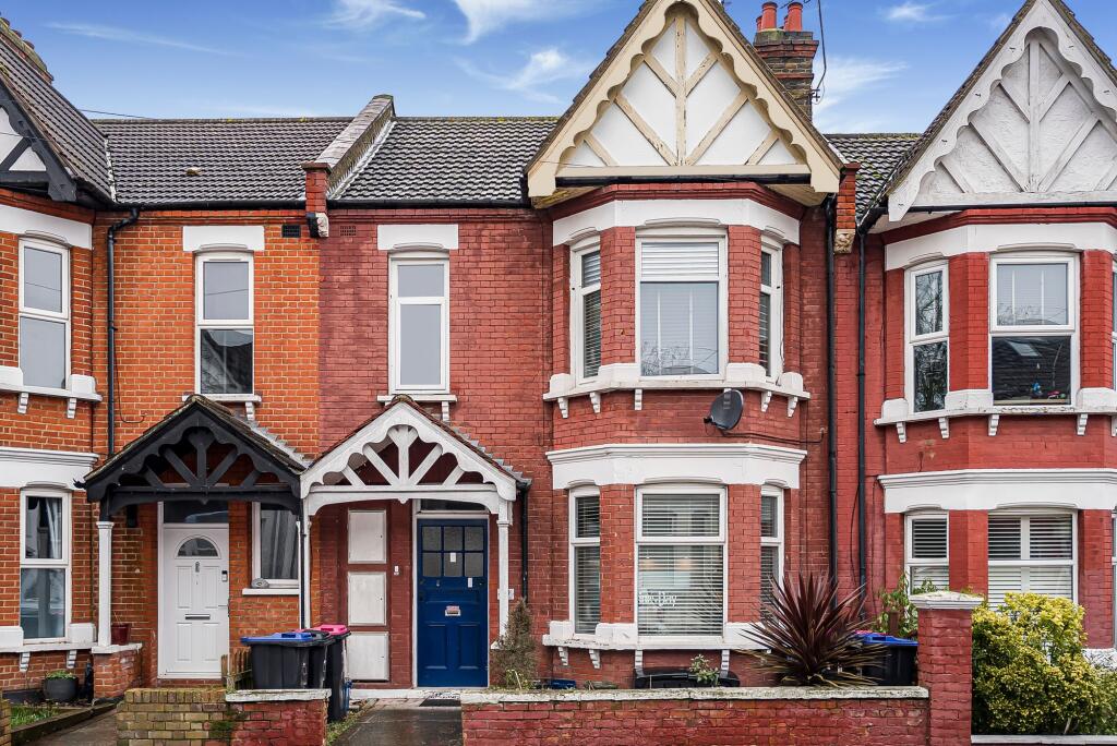 Main image of property: Silverdale Avenue, Westcliff-On-Sea, SS0