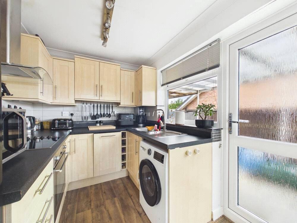House in Gloucester, Gloucestershire - More