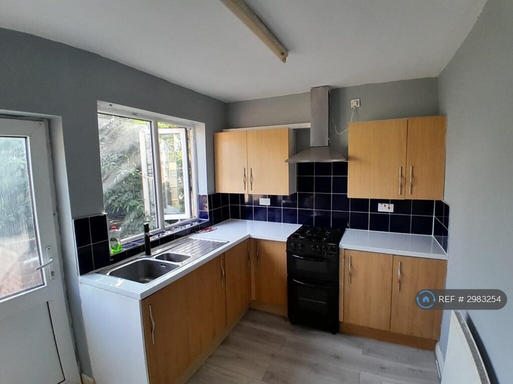 Main image of property: Farndale Avenue, Coventry, CV6