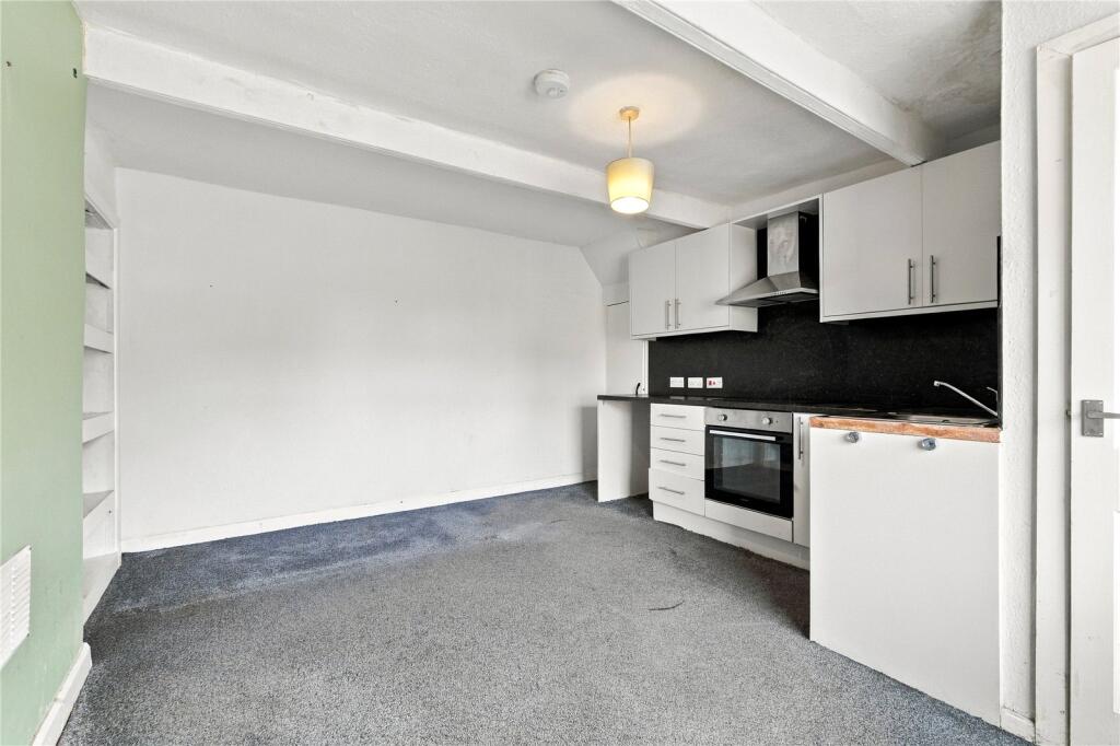 House in Pendle, Colne - View 4