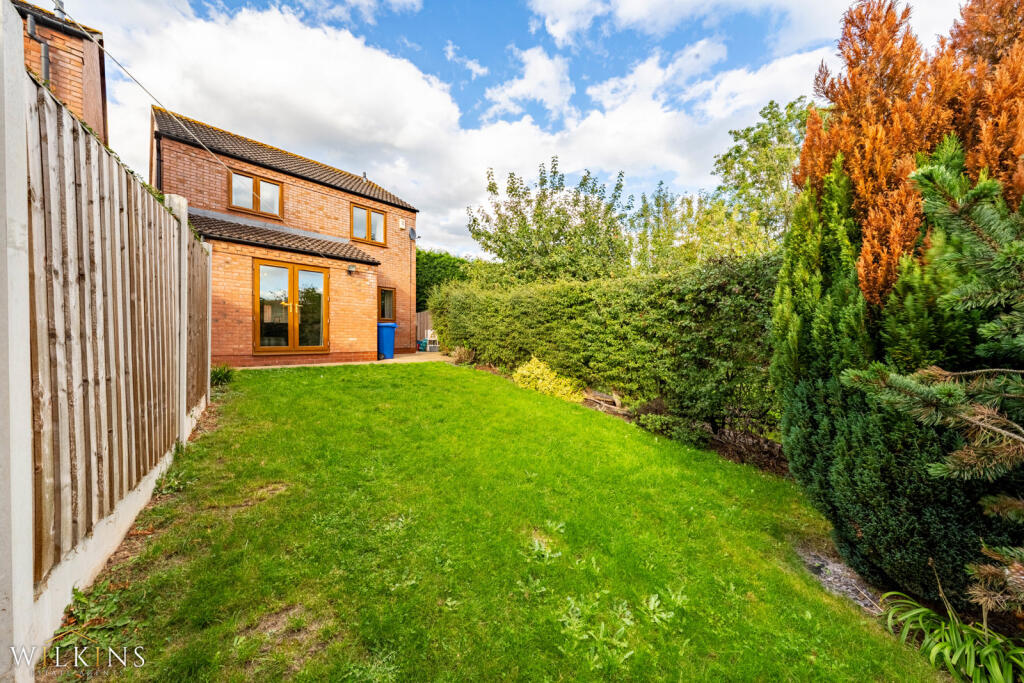 House in East Staffordshire, Stretton - View 4