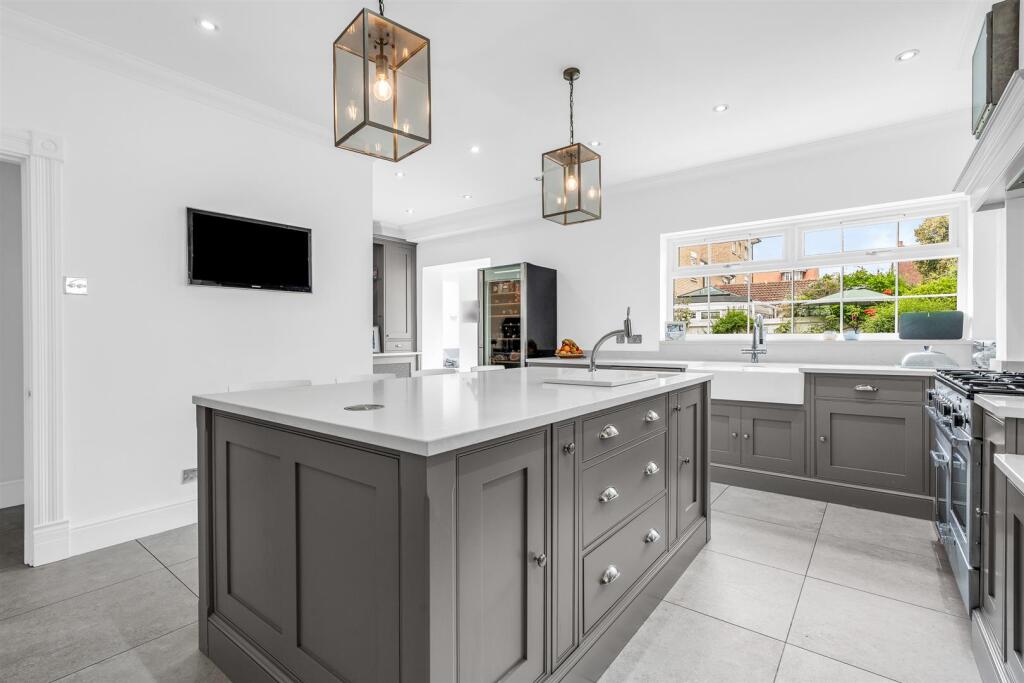 House in Chelmsford - View 3