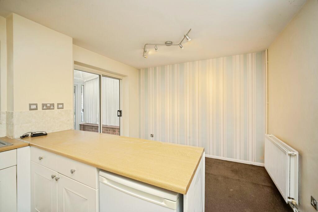 Charlecote Gardens, Sydenham, Leamington Spa, CV31 - View 5