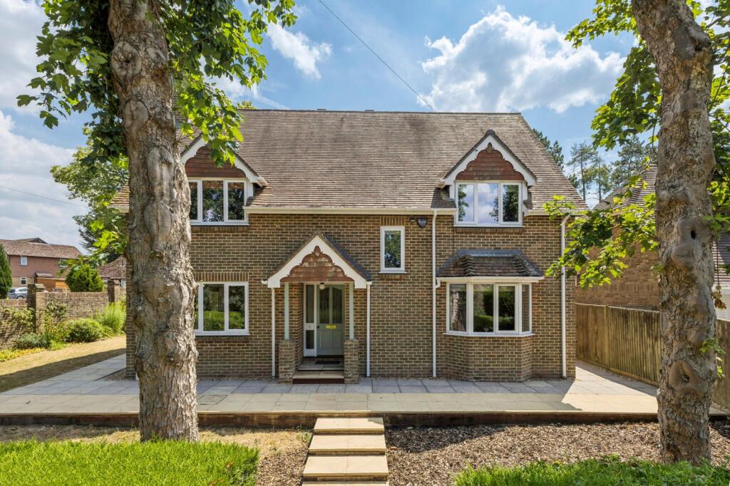 Main image of property: Alresford Road, Winchester, Hampshire, SO23