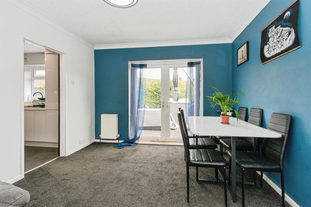 House in Castleford, Wheldon - View 5
