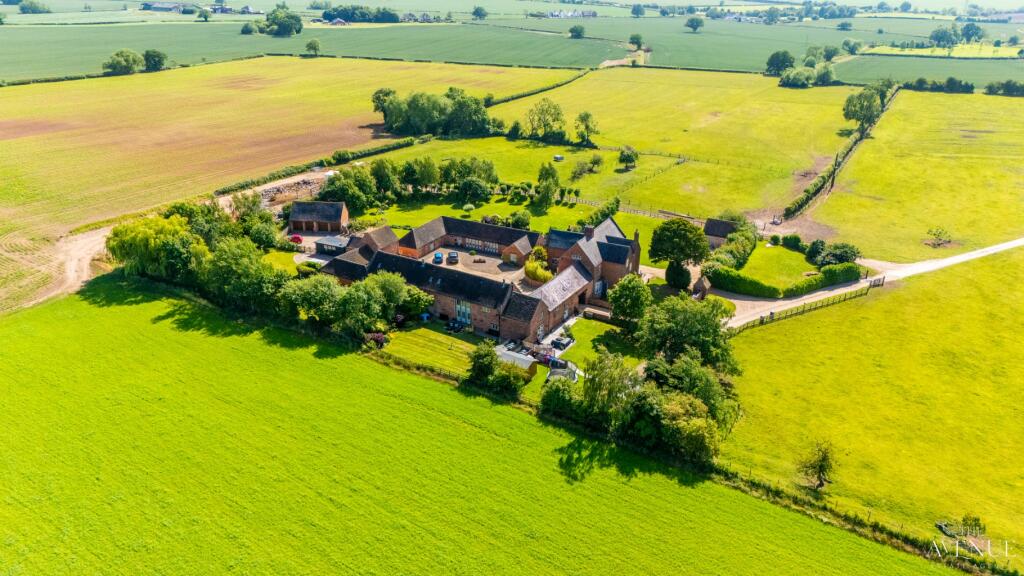 Additional image 27 of The Dutch Barn, Dunnimere Farm, Portway Lane, Harlaston, B79