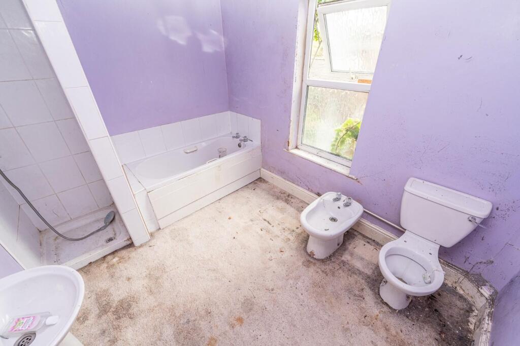 House in Walsall - View 4