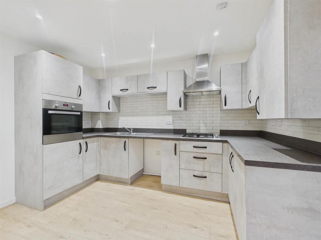 House in Malvern Hills, Malvern - View 3