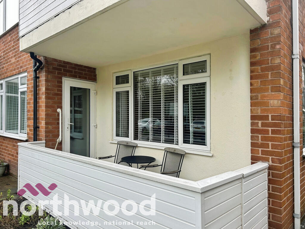 Main image of property: 31 Park Crescent, Hesketh Park, Southport, PR9