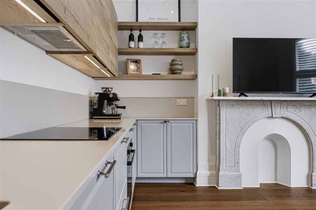 Apartment in London - View 4