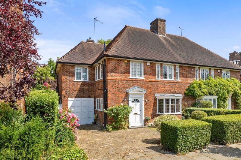Main image of property: Litchfield Way, Hampstead Garden Suburb, NW11