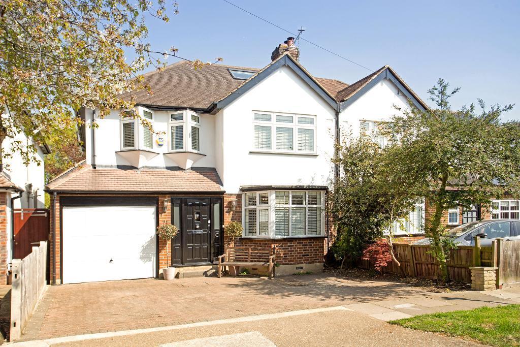 Main image of property: Arundel Road, Kingston upon Thames, Surrey, KT1 3RY