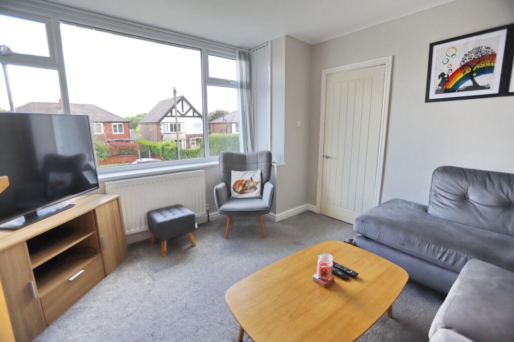 Sunningdale Drive, Prestwich, M25 - View 4