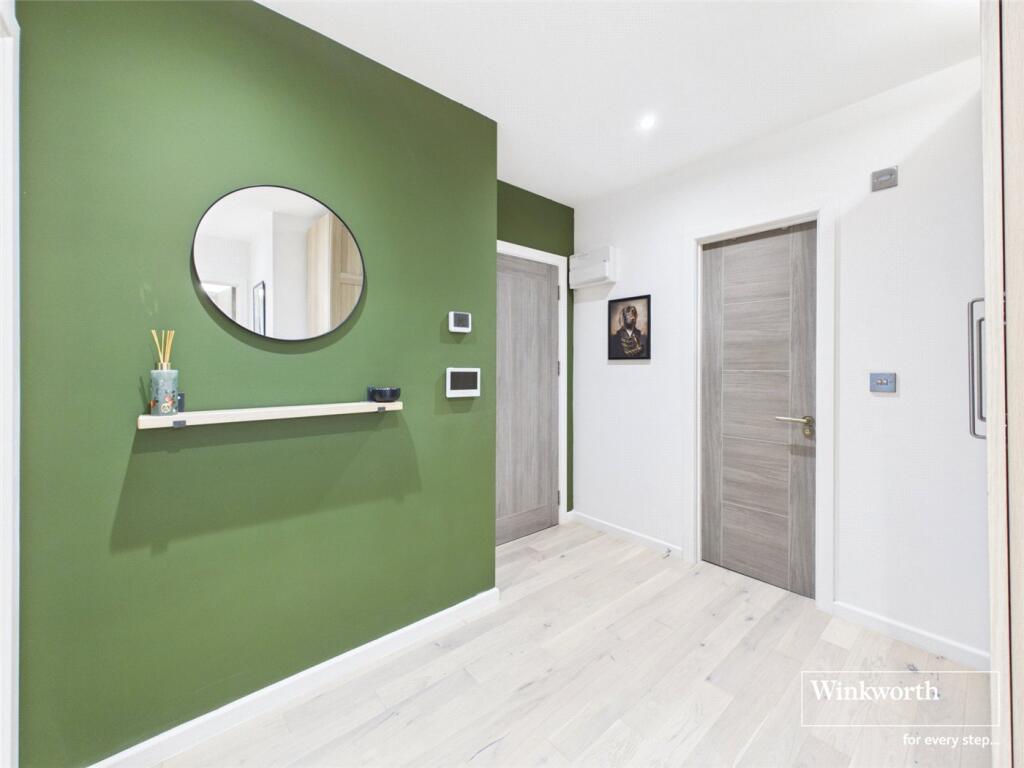 Apartment in London - View 5