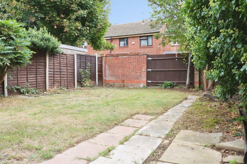 House in Slough, Wexham - View 2