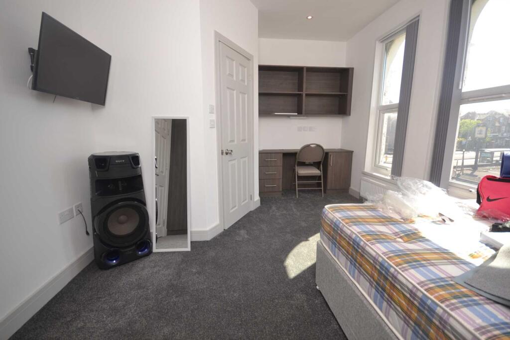 House in Reading - View 5