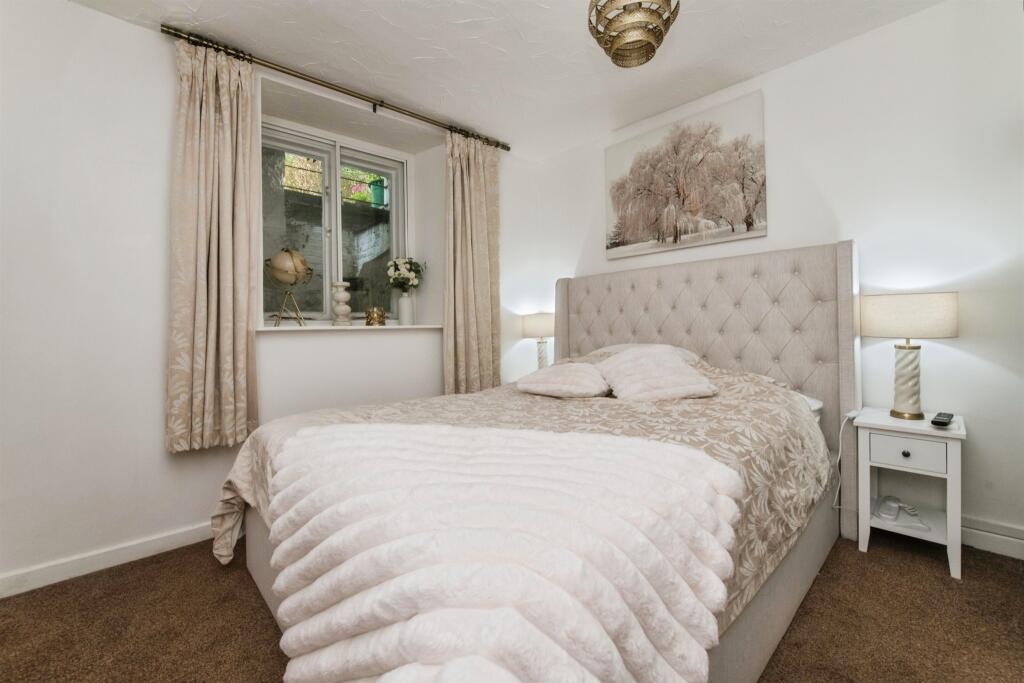 Apartment in Exeter, St Leonards - View 5