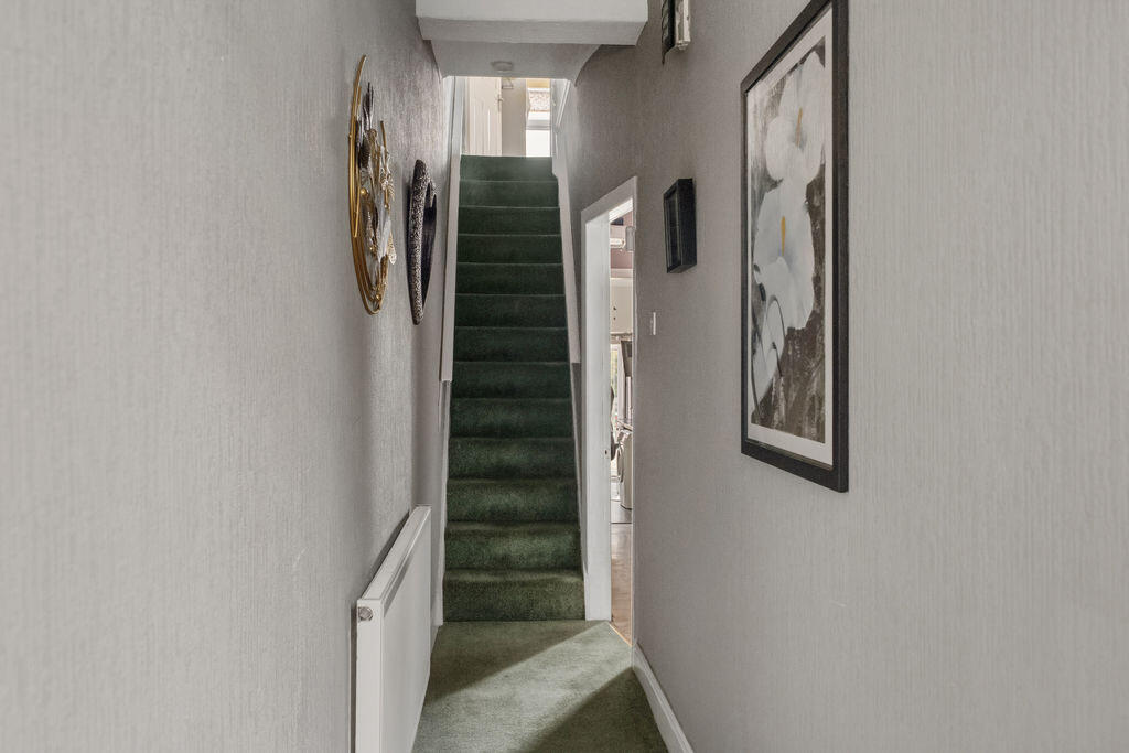 House in Doncaster, North East Lincolnshire - View 2