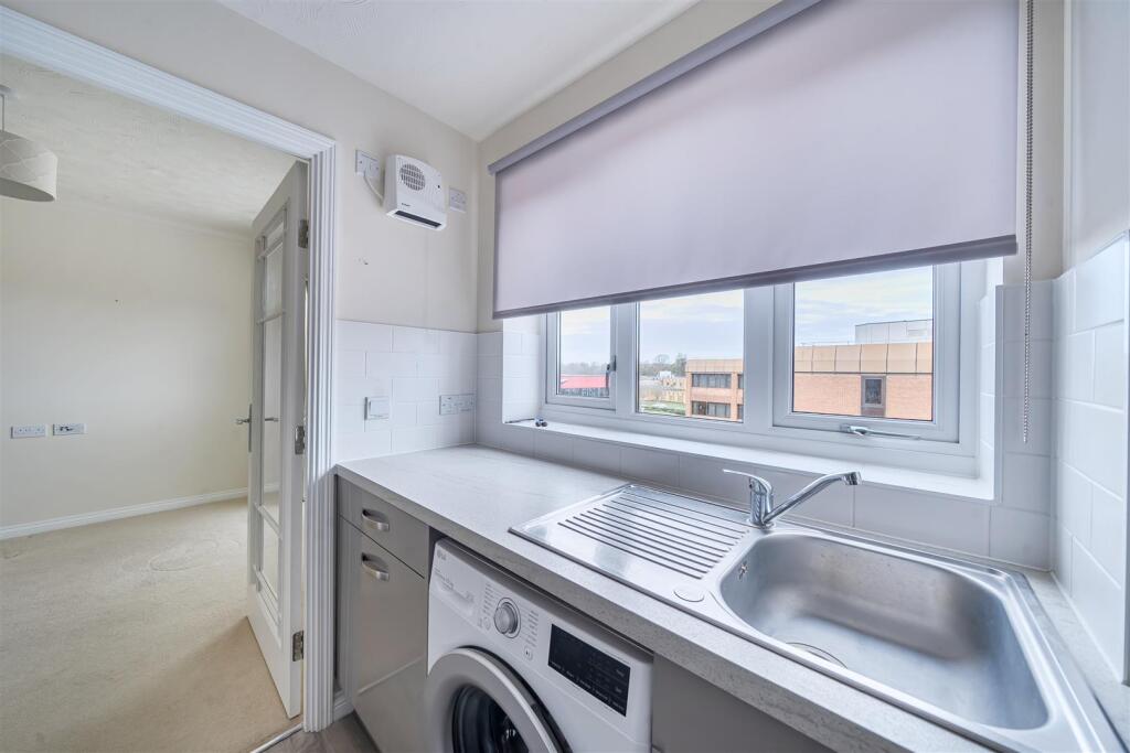 Apartment in Test Valley, Rooksbury Mill, Andover - View 4