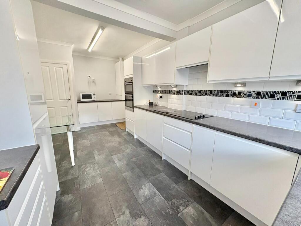 House in Darlington - More