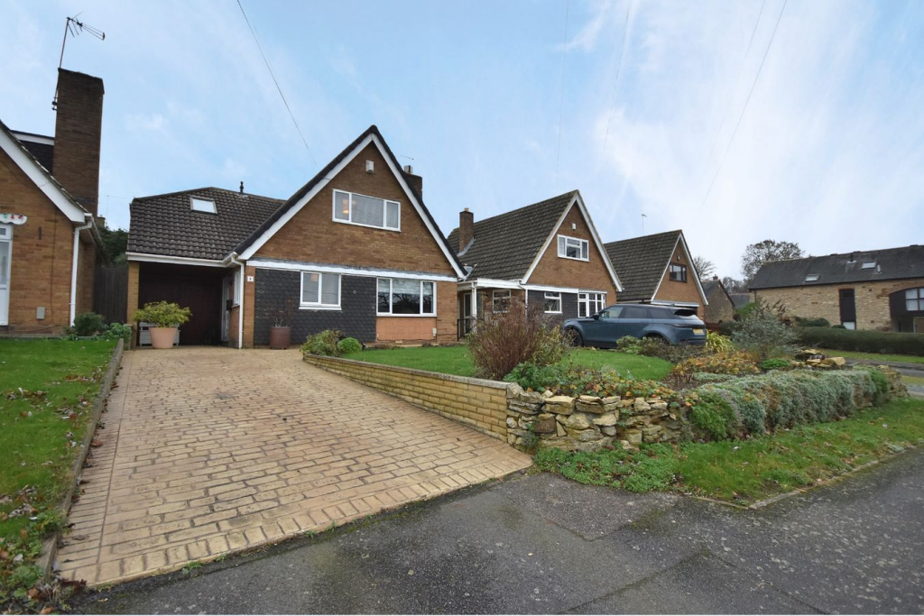 House in Northampton - View 3