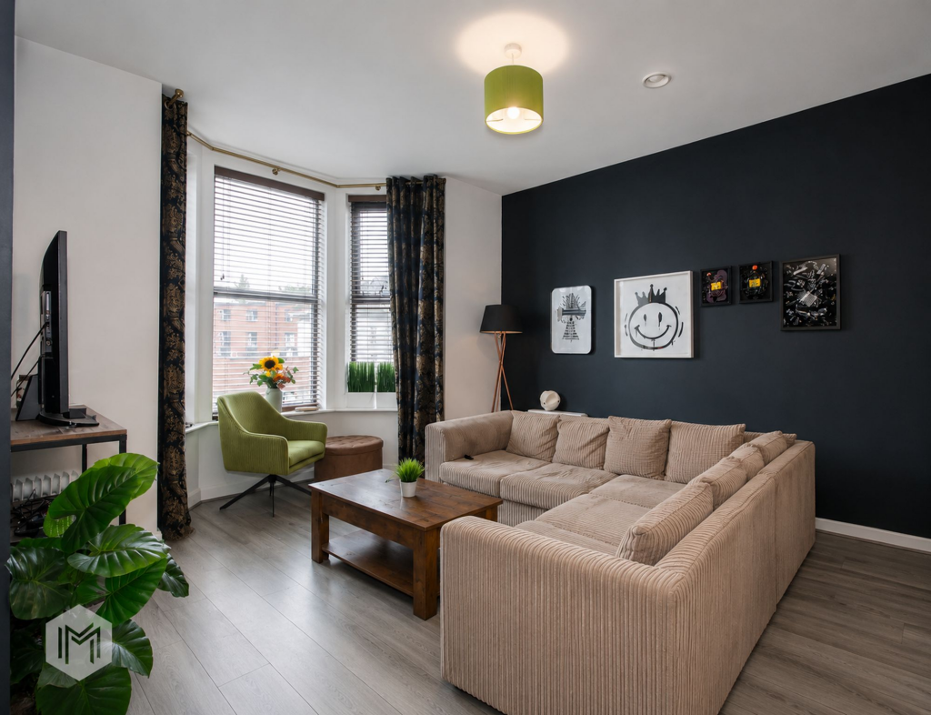 Apartment in Salford, Higher Broughton - View 5