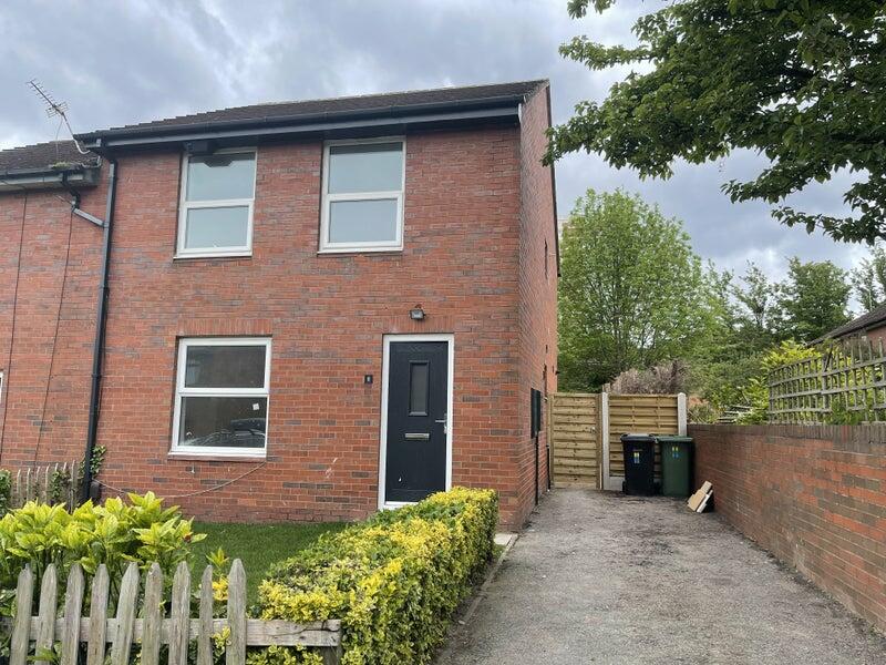 Main image of property: Eltham Gardens, Leeds, West Yorkshire, LS6