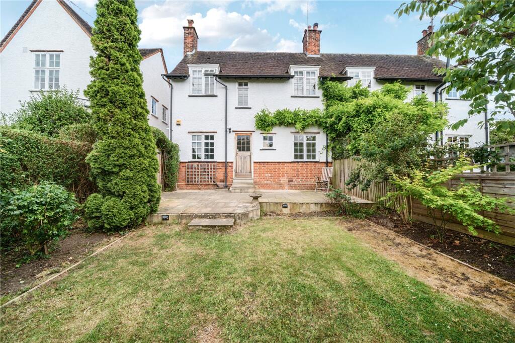 Main image of property: Fowlers Walk, Ealing