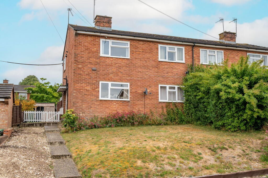 Main image of property: The Knowlings, WHITCHURCH, RG28 7JR