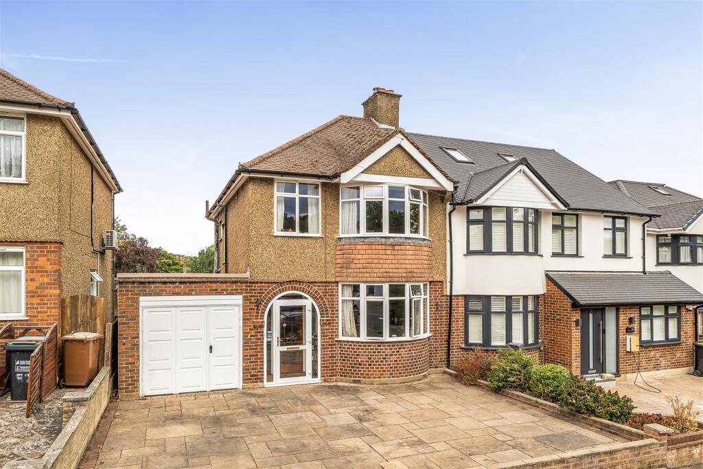 Main image of property: Harvey Road, Croxley Green, Rickmansworth
