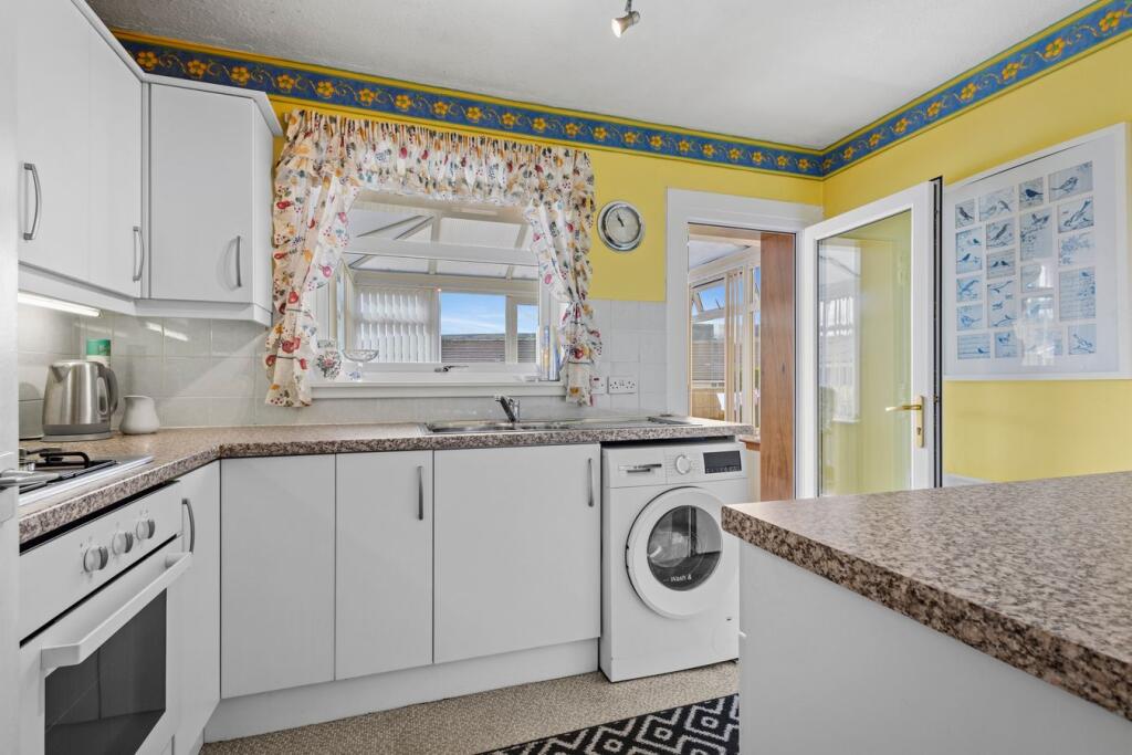 House in Kilmarnock, East Ayrshire - View 3