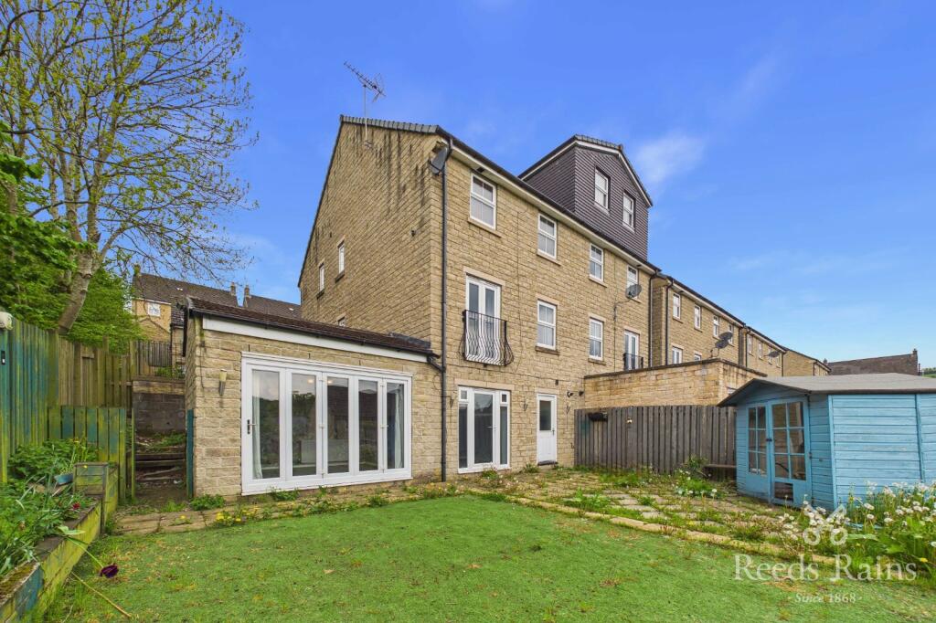 Main image of property: Draymans Court, Halifax, West Yorkshire, HX2