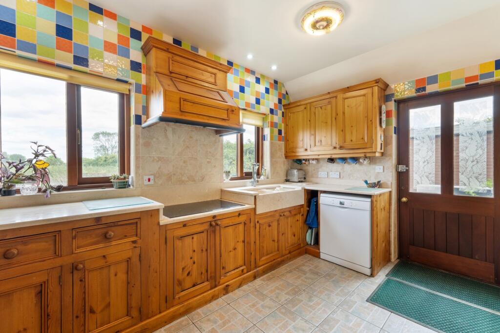 House in Fenland, March - View 4