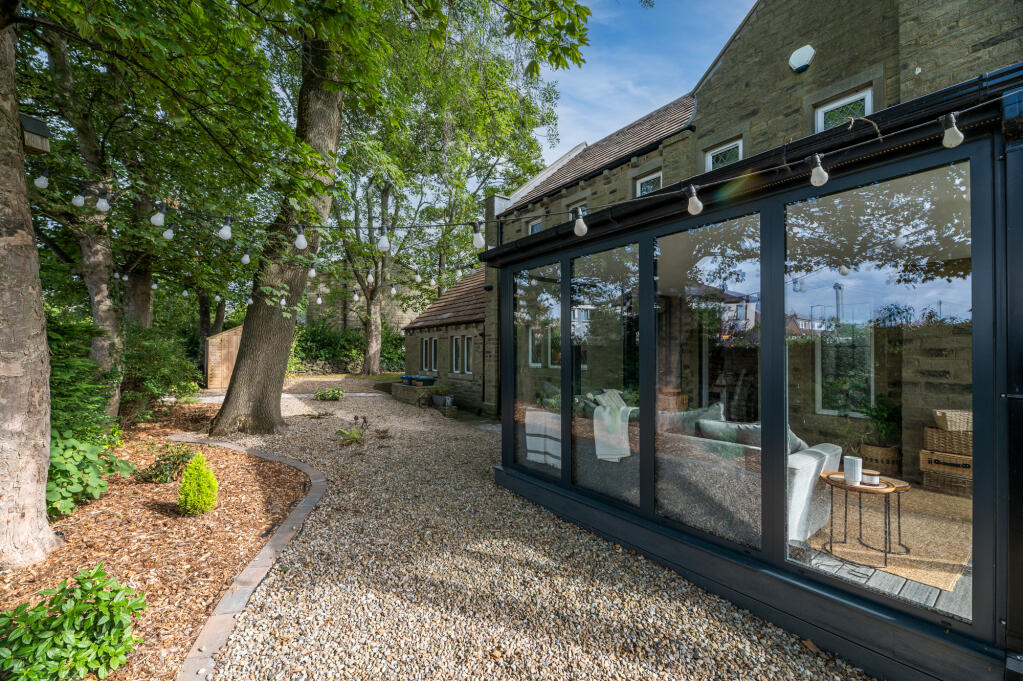 Additional image 50 of Huntsmans Close, Eldwick, Bingley, West Yorkshire, BD16