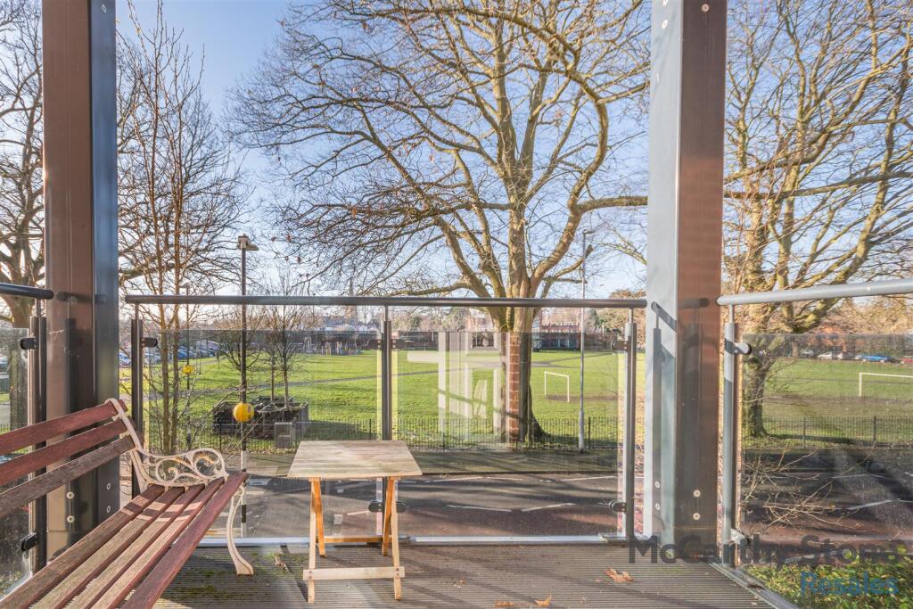 Apartment in Bromsgrove - View 5