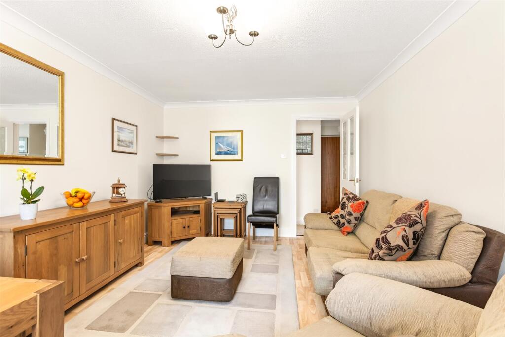 Apartment in Dorchester - View 5