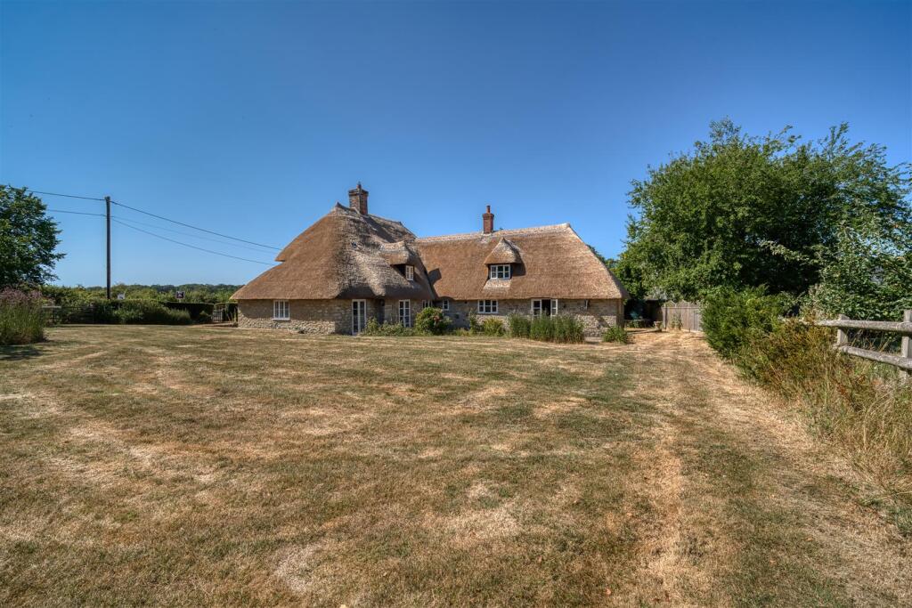 House in Dorchester - View 3