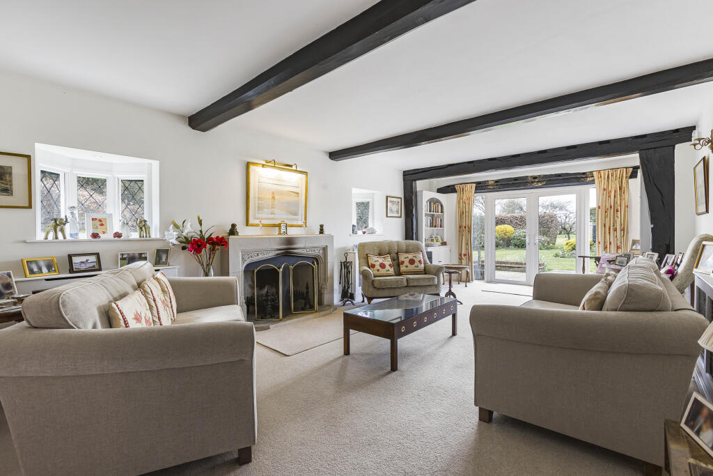 House in Dacorum, Hertfordshire - View 4