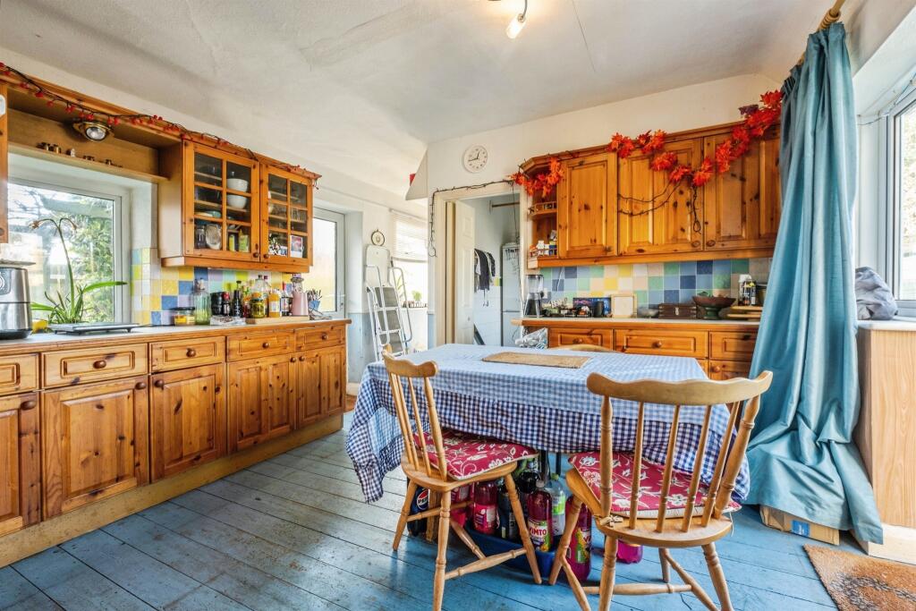 House in Lewes, Seaford - View 4