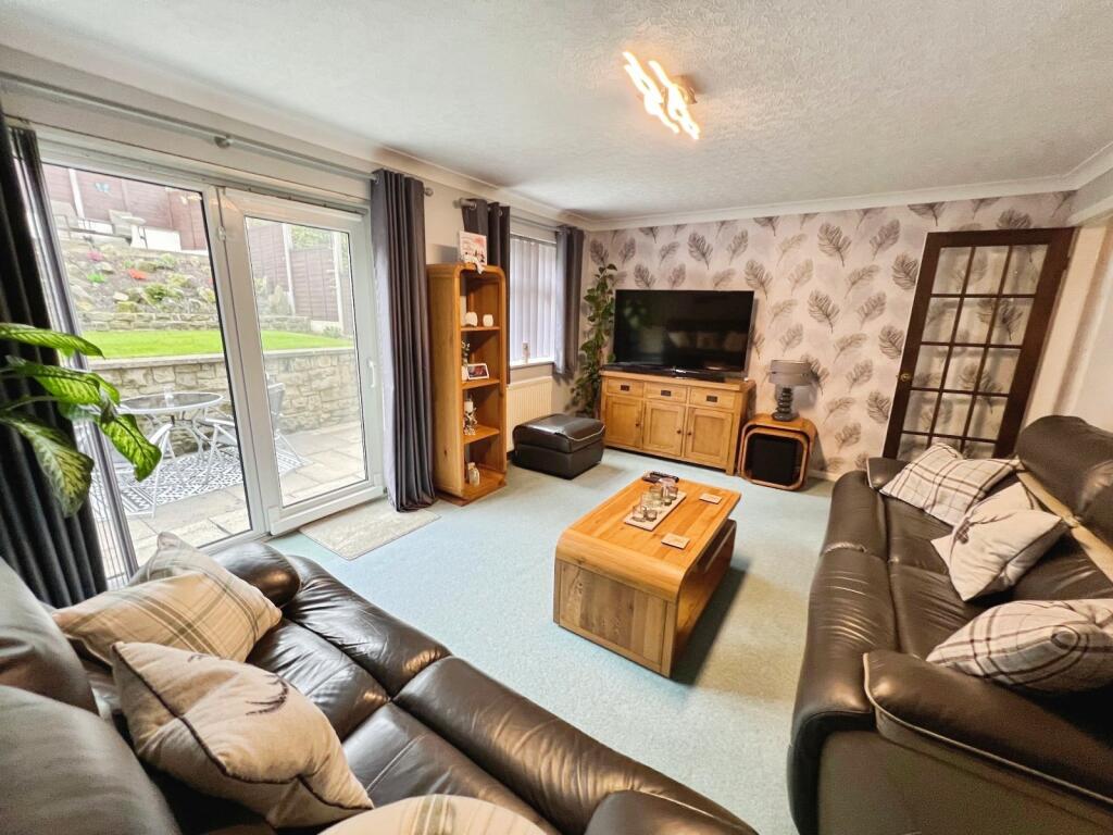 Additional image 4 of Bradford Road, Cleckheaton, West Yorkshire, BD19