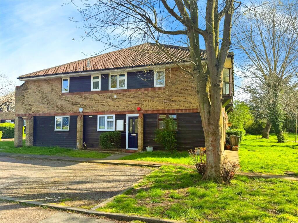 Main image of property: Woodstock Gardens, Laindon, Basildon, Essex, SS15