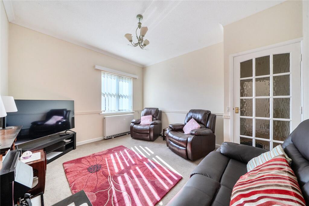 Apartment in Newport - View 5