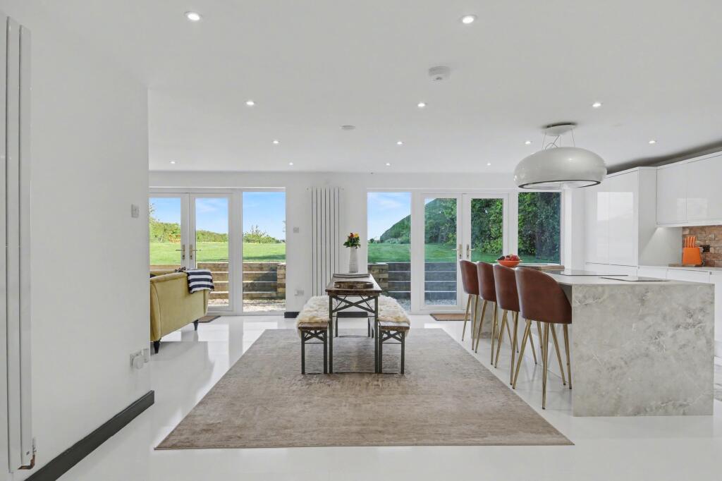 Main image of property: The Hangers, Bishops Waltham, SO32