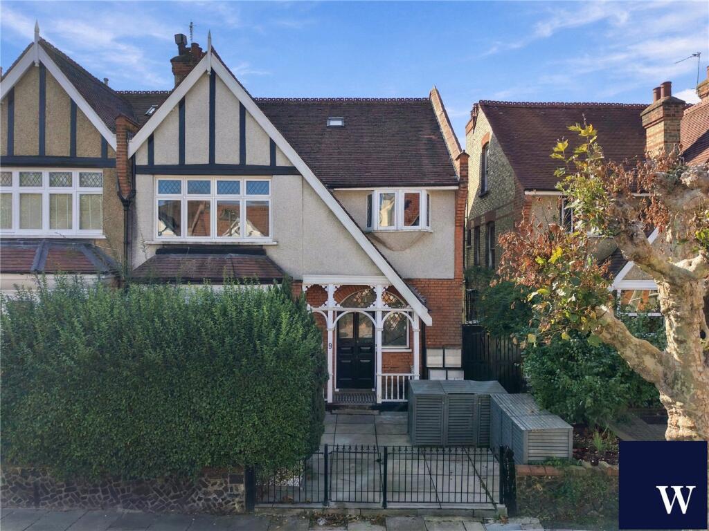 1-bed flat on Woodside Grove, Finchley, London, N12, £375,000