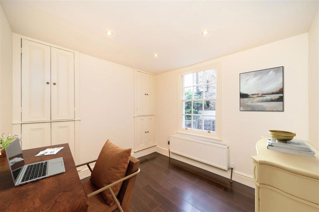 House in London, Woolwich Dockyard, Charlton Riverside - View 4