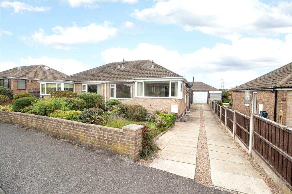 Main image of property: Eastfield Crescent, Staincross, Barnsley, S75