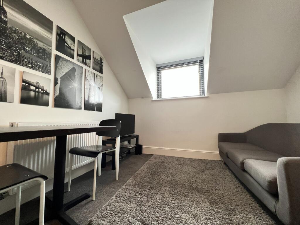 Main image of property: Flat 5,  Radcliffe Road, West Bridgford, Nottingham