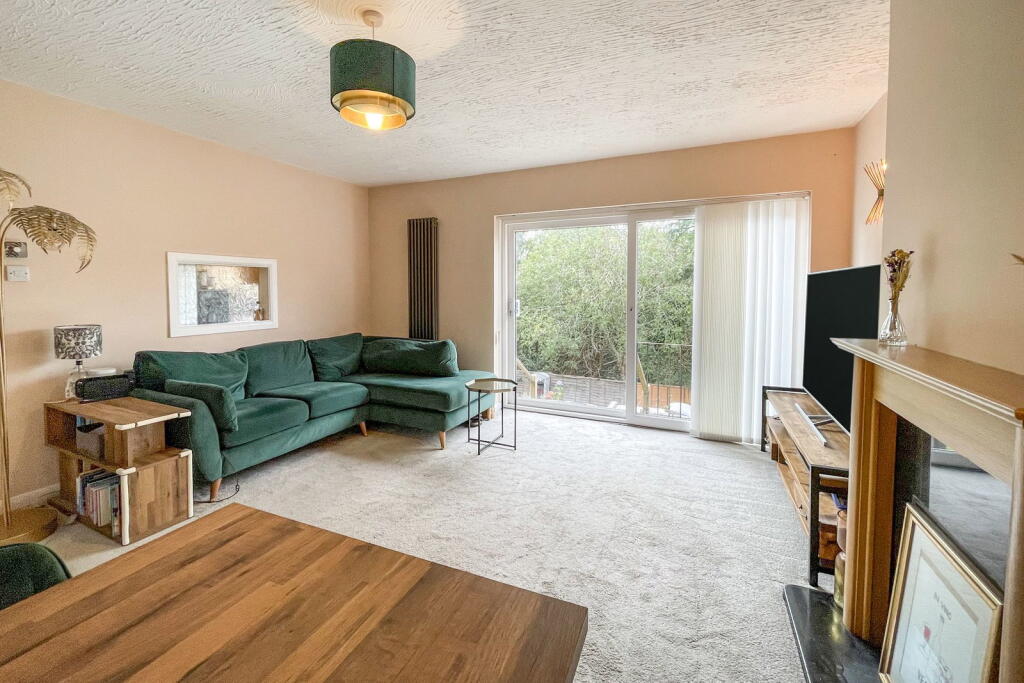 House in Plymouth - View 4