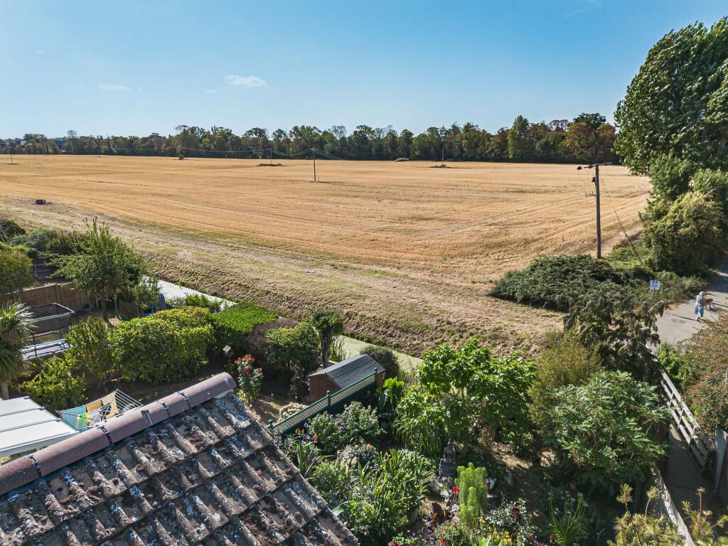 House in Huntingdonshire, Brampton - View 4